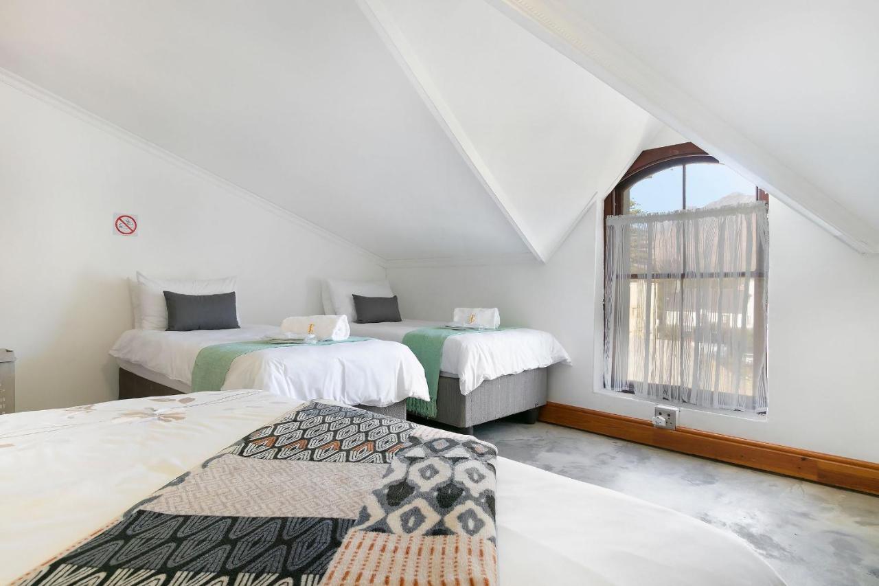 J'S Audacious Living Montagu Self Catering Lejlighed Eksteriør billede